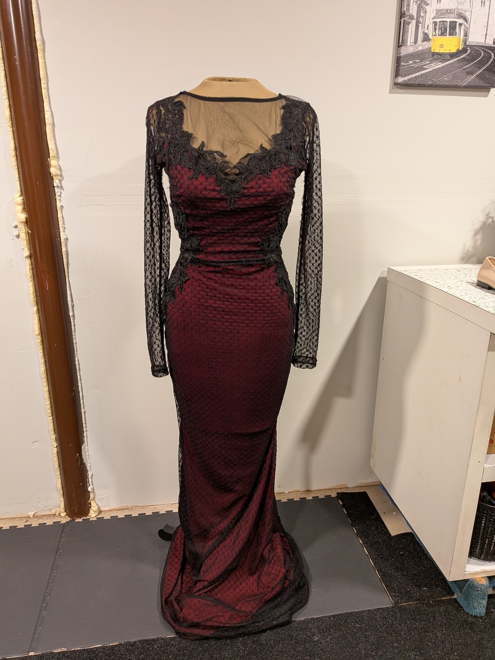 Great Gatsby Black Lace Overlay Burgundy Evening Gown